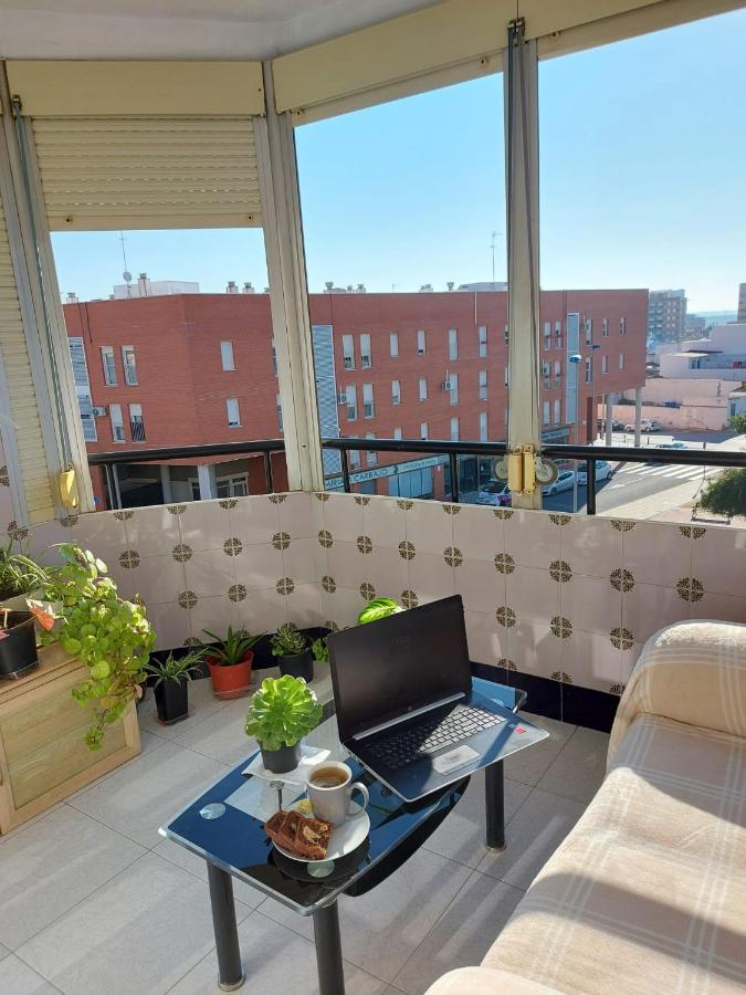 Habitacion Privada A 15 Min De La Playa/Piso Hotell Huelva Exteriör bild